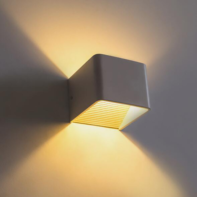 LED wall lamp